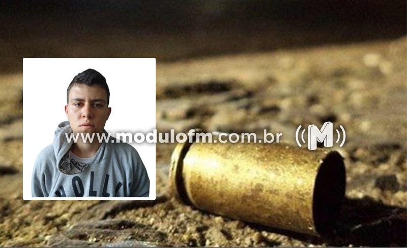 Suspeito de cometer assaltos morre após apontar arma para policiais em Patrocínio
